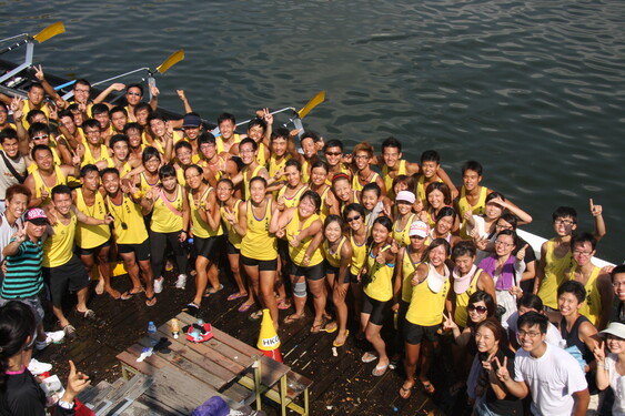 中大划艇队以佳绩答谢学校、校友及捐助人的支持。